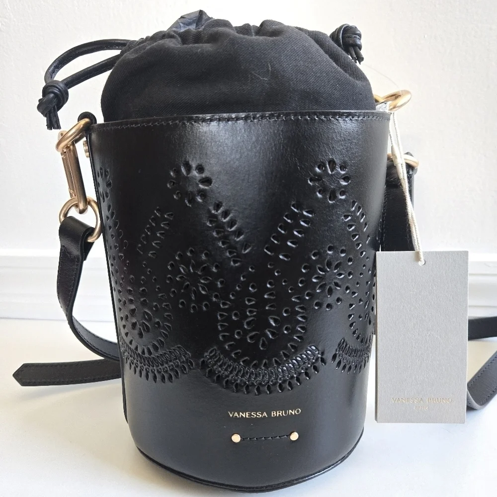 New Vanessa Bruno Holly Leather Mini Seau Limited Edition Black Bucket Handbag